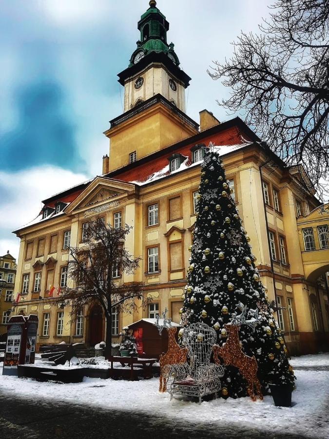 Habibi Plac Ratuszowy Jelenia Gora Exterior photo